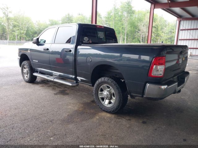 2020 RAM 2500 3C6UR5CL6LG214766 Photo 2