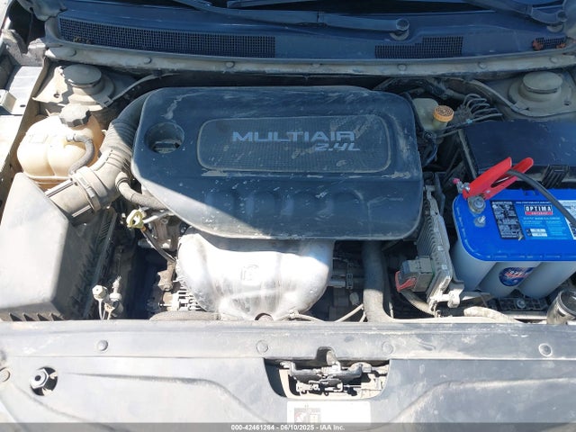 1C3CCCAB2GN154779 Chrysler 2016