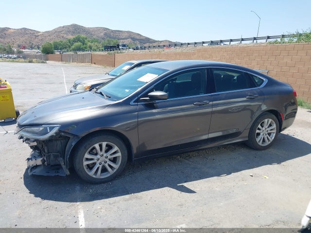 1C3CCCAB2GN154779 Chrysler 2016
