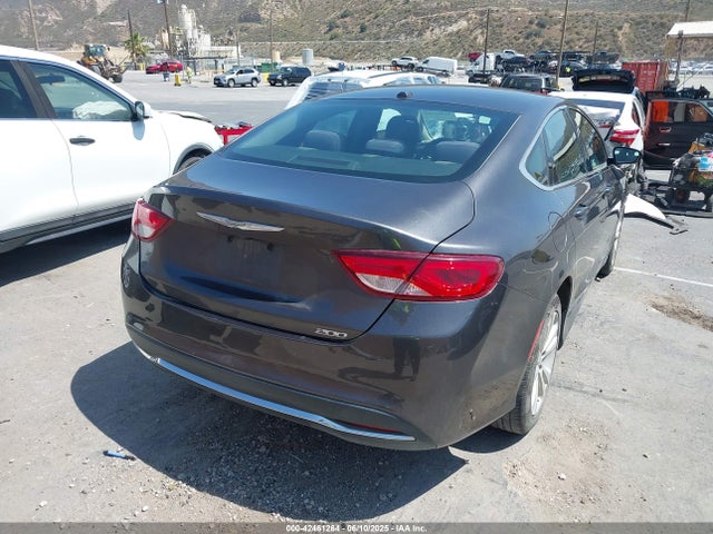 1C3CCCAB2GN154779 Chrysler 2016