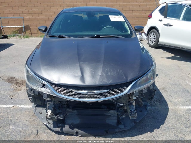 1C3CCCAB2GN154779 Chrysler 2016
