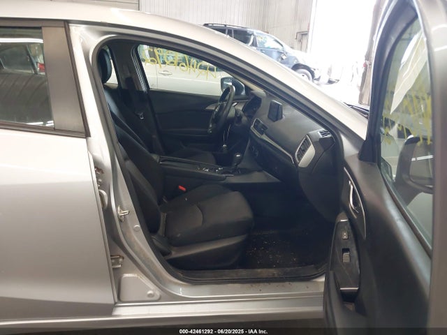 3MZBN1U78HM134848 Mazda pe