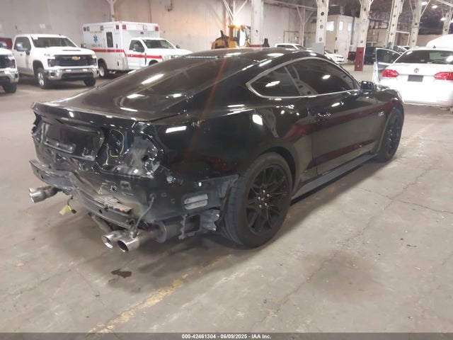 Ford 5.0l 4v premium fuel 2017 1FA6P8CF8H5211150 Image 4