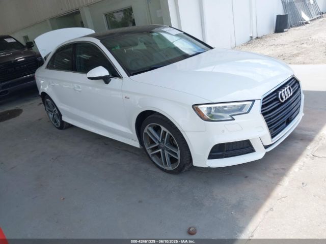 2018 AUDI A3 WAUGUGFFXJ1042689