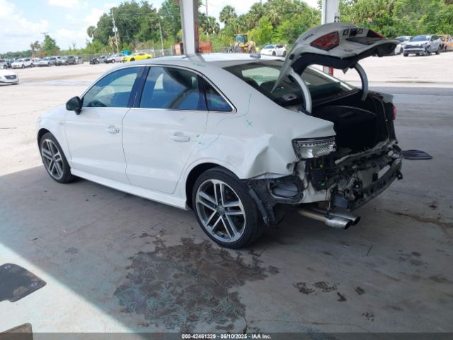 2018 AUDI A3 WAUGUGFFXJ1042689 Photo 2