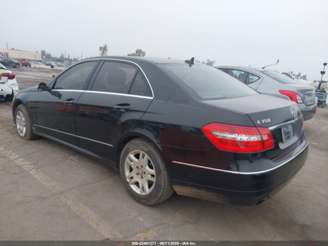 2013 MERCEDES-BENZ E 350 WDDHF5KB8DA727454 Photo 2