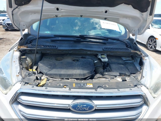 1FMCU0J97HUE94520 Ford 2017