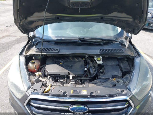 1FMCU0GD5HUB00721 Ford ESCAPE SE