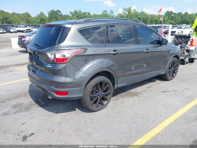 1FMCU0GD5HUB00721 Ford ESCAPE SE