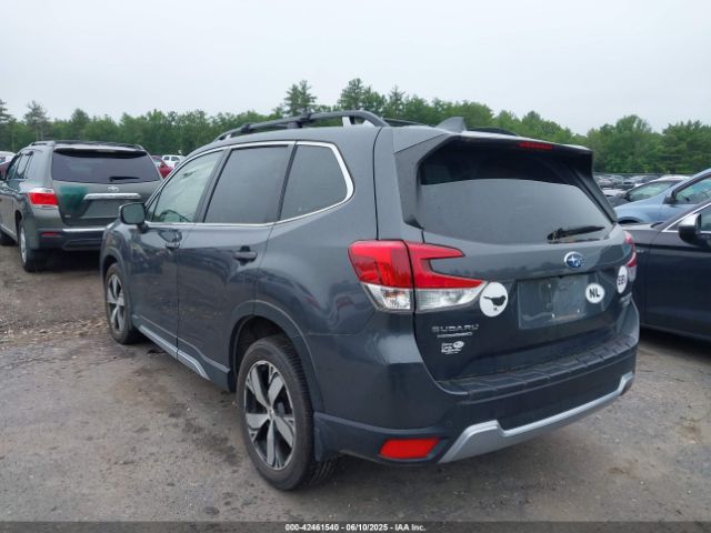 2021 SUBARU FORESTER JF2SKAXC8MH477969 Photo 2