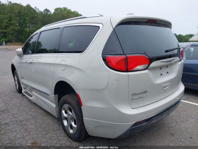 2C4RC1EG3HR720775 Chrysler Pacifica Touring-l Plus