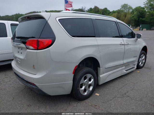 2C4RC1EG3HR720775 Chrysler Pacifica Touring-l Plus