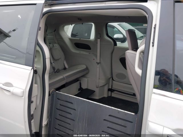 2C4RC1EG3HR720775 Chrysler Pacifica Touring-l Plus