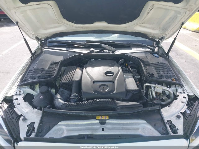 55SWF4JB8HU216366 Mercedes-Benz C 300 Luxury/sport