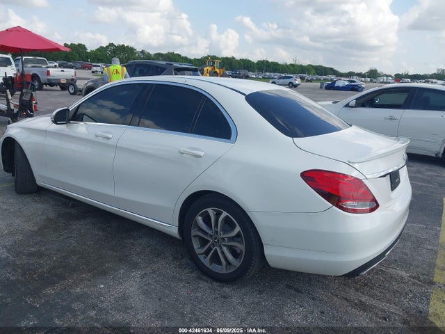 55SWF4JB8HU216366 Mercedes-Benz C 300 Luxury/sport