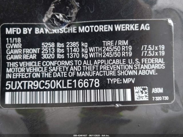 2019 BMW X3 5UXTR9C50KLE16678 Photo 8