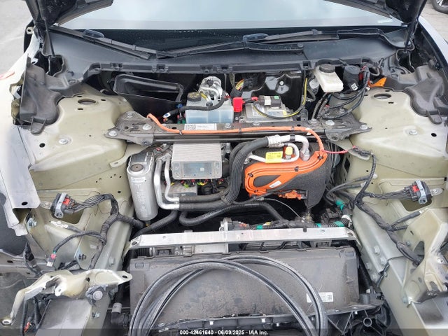 2023 TESLA MODEL 3 5YJ3E1EAXPF604916 Photo 9