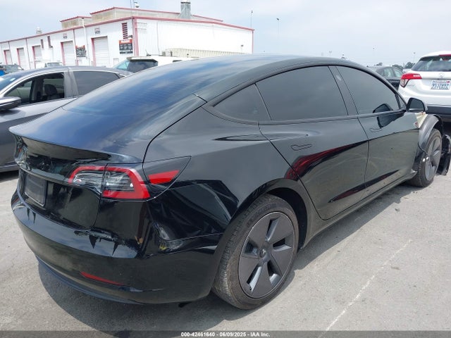 2023 TESLA MODEL 3 5YJ3E1EAXPF604916 Photo 3