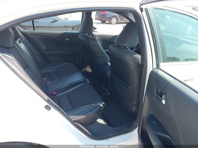 1HGCR2F58HA138507 Honda k24w1
