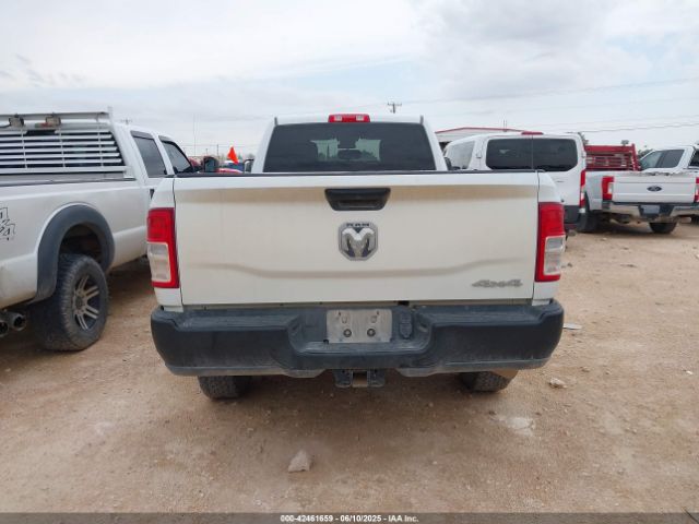 3C6UR5HJ7NG357784 RAM 2500 Tradesman  4x4 8' Box