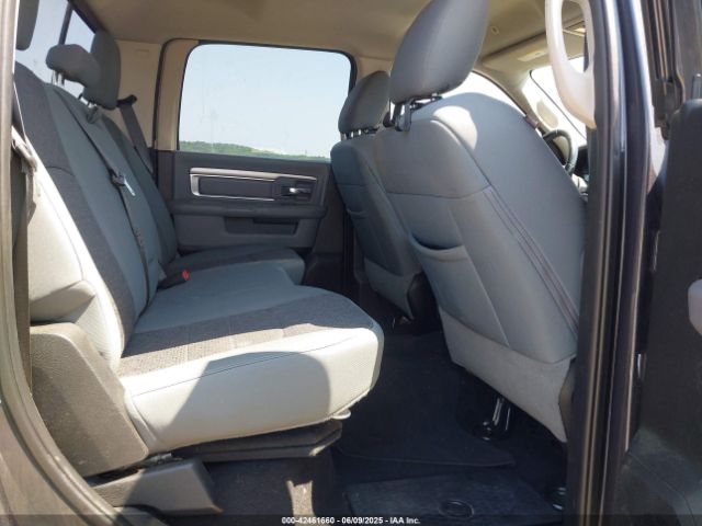 2018 RAM 1500 1C6RR6LT0JS350182 Photo 7