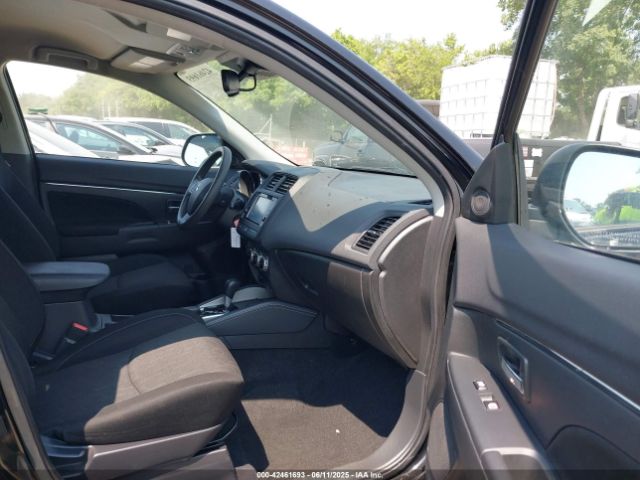 2021 MITSUBISHI OUTLANDER SPORT JA4APUAU3MU032698 Photo 4