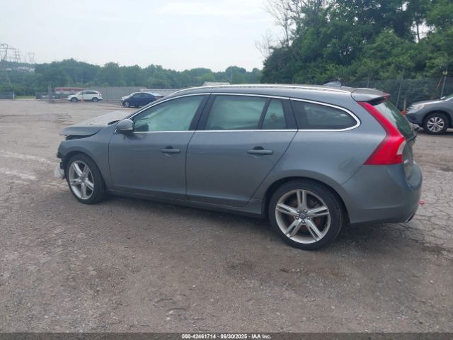 2017 VOLVO V60 YV140MEK6H1343947 Photo 2