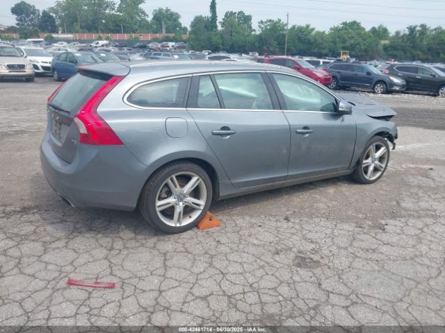 2017 VOLVO V60 YV140MEK6H1343947 Photo 3