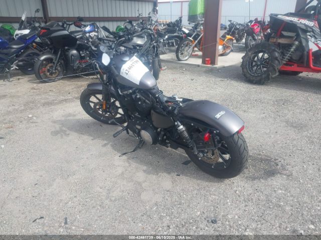 2017 HARLEY-DAVIDSON XL883 1HD4LE233HC423922 Photo 2