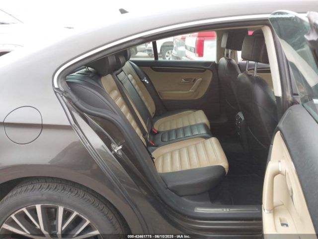 WVWGU7AN1EE518912 Volkswagen 2014
