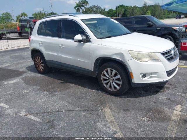 2011 VOLKSWAGEN TIGUAN WVGAV7AX9BW514225