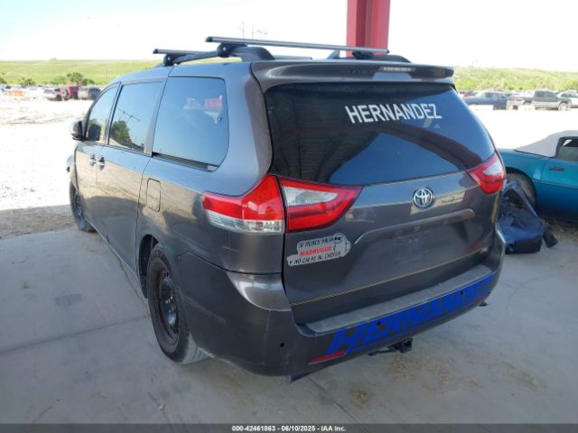 2014 TOYOTA SIENNA 5TDYK3DC8ES429829 Photo 2