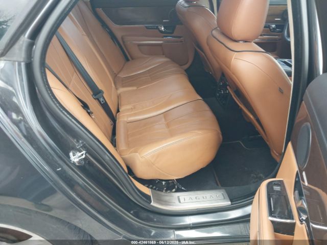 2012 JAGUAR XJ SAJWA1GE9CMV29475 Photo 7