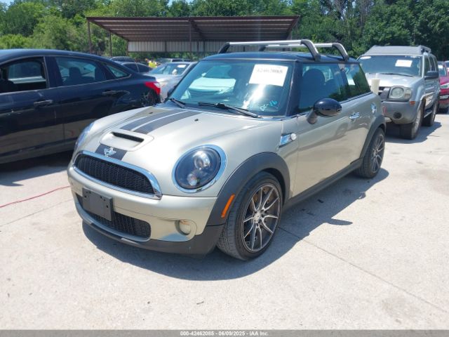 2009 MINI COOPER S WMWMF73529TX40576 Photo 1