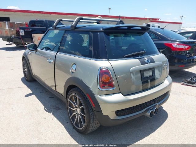 2009 MINI COOPER S WMWMF73529TX40576 Photo 2