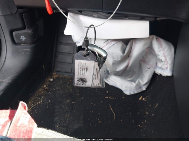 1FMCU9G6XNUB22778 Ford ESCAPE SE