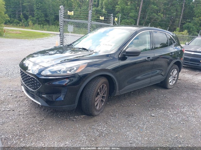 1FMCU9G6XNUB22778 Ford ESCAPE SE