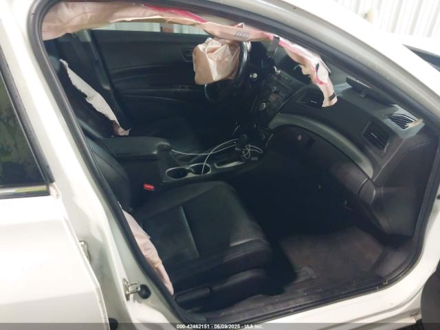 2018 ACURA ILX 19UDE2F30JA006149 Photo 4
