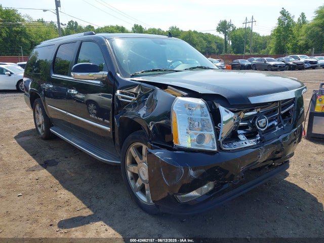 2011 CADILLAC ESCALADE ESV 1GYS4HEFXBR198426 Photo 5