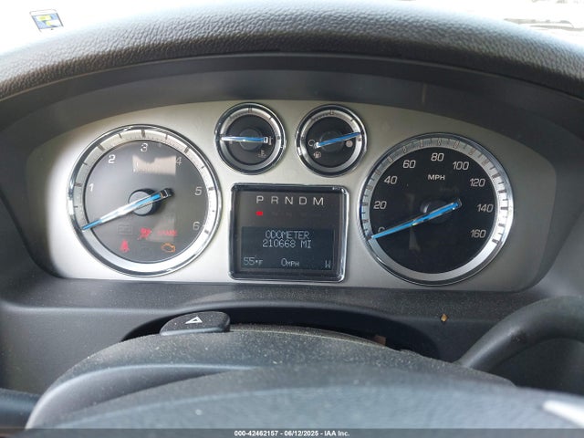 2011 CADILLAC ESCALADE ESV 1GYS4HEFXBR198426 Photo 6