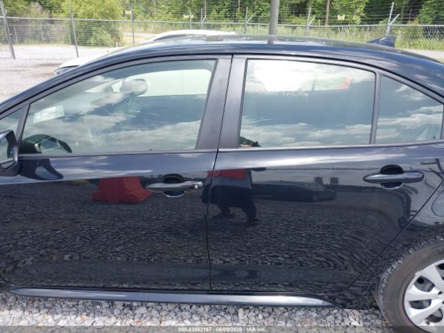 JTDB4MEE3PJ000975 Toyota COROLLA LE