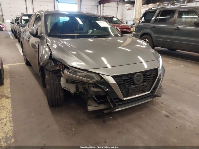 3N1AB8CVXLY252162 Nissan 2020
