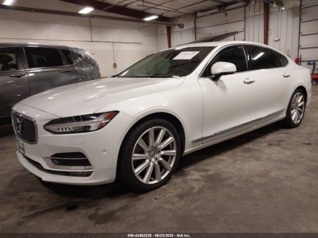 2018 VOLVO S90 LVY992ML8JP033620 Photo 1