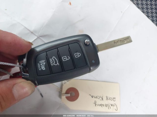2018 HYUNDAI KONA KM8K1CAA6JU149873 Photo 10