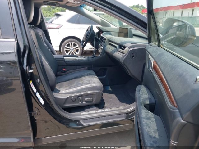2019 LEXUS RX 350 JTJBZMCA6K2040873 Photo 4