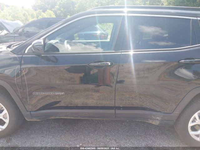 3C4NJDBN3RT110530 Jeep Compass Latitude 4x4