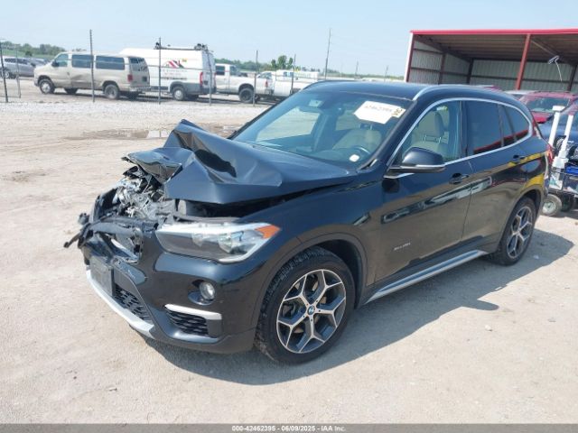 2018 BMW X1 WBXHT3C36J5K23930 Photo 1
