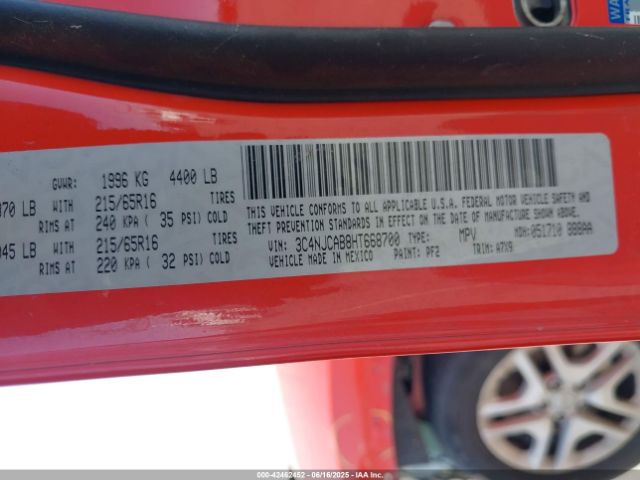 3C4NJCAB8HT668700 Jeep 2017