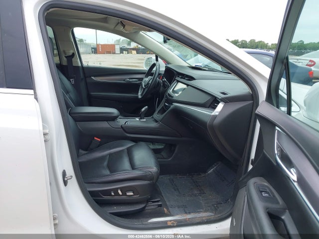 2017 CADILLAC XT5 1GYKNDRS5HZ194127 Photo 4