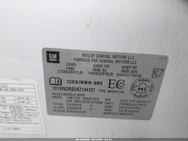 2017 CADILLAC XT5 1GYKNDRS5HZ194127 Photo 8